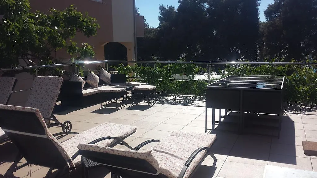 Apartments Villa Natali - Heating Pool Trogir