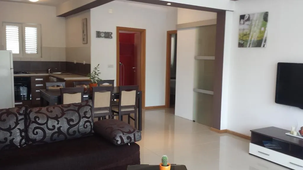 Apartments Villa Natali - Heating Pool Trogir