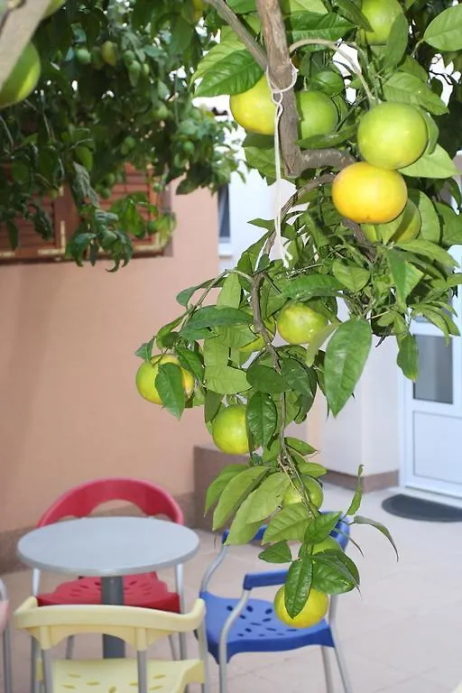 Apartments Villa Natali - Heating Pool Trogir