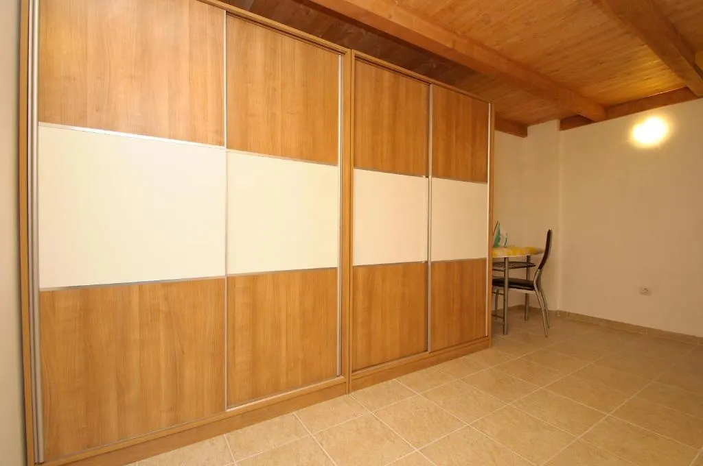 Apartments Villa Natali - Heating Pool Trogir Croatia