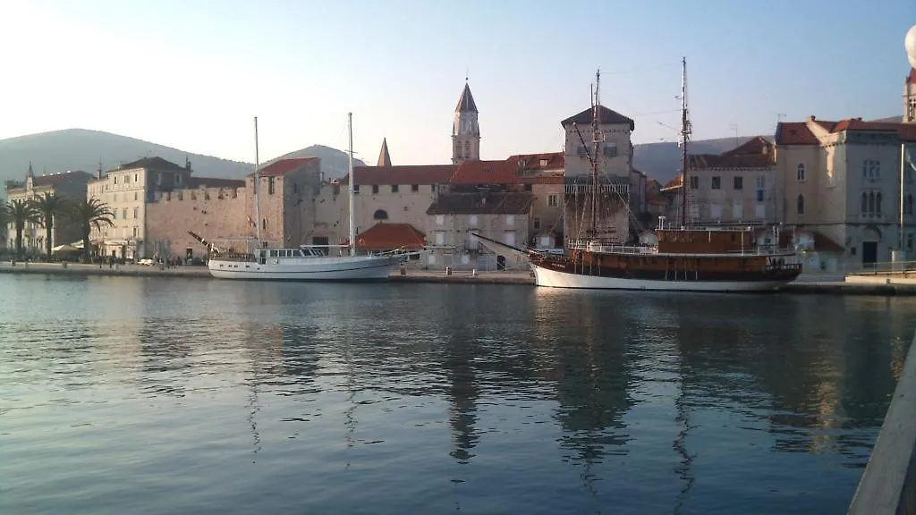 Apartments Villa Natali - Heating Pool Trogir Croatia